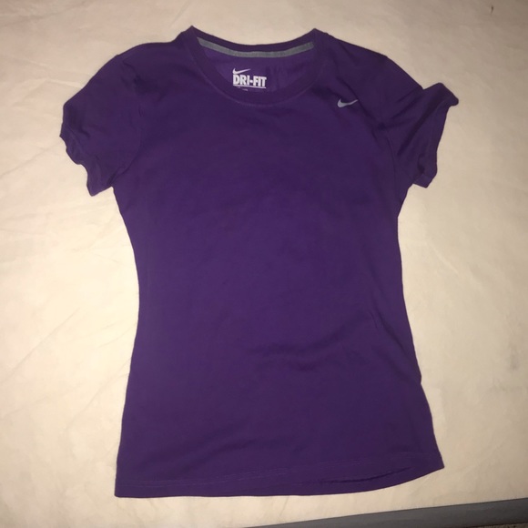 Nike Dry-Fit Tee - Picture 1 of 2